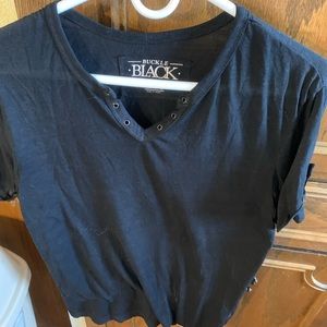 Black Buckle Men’s Tee